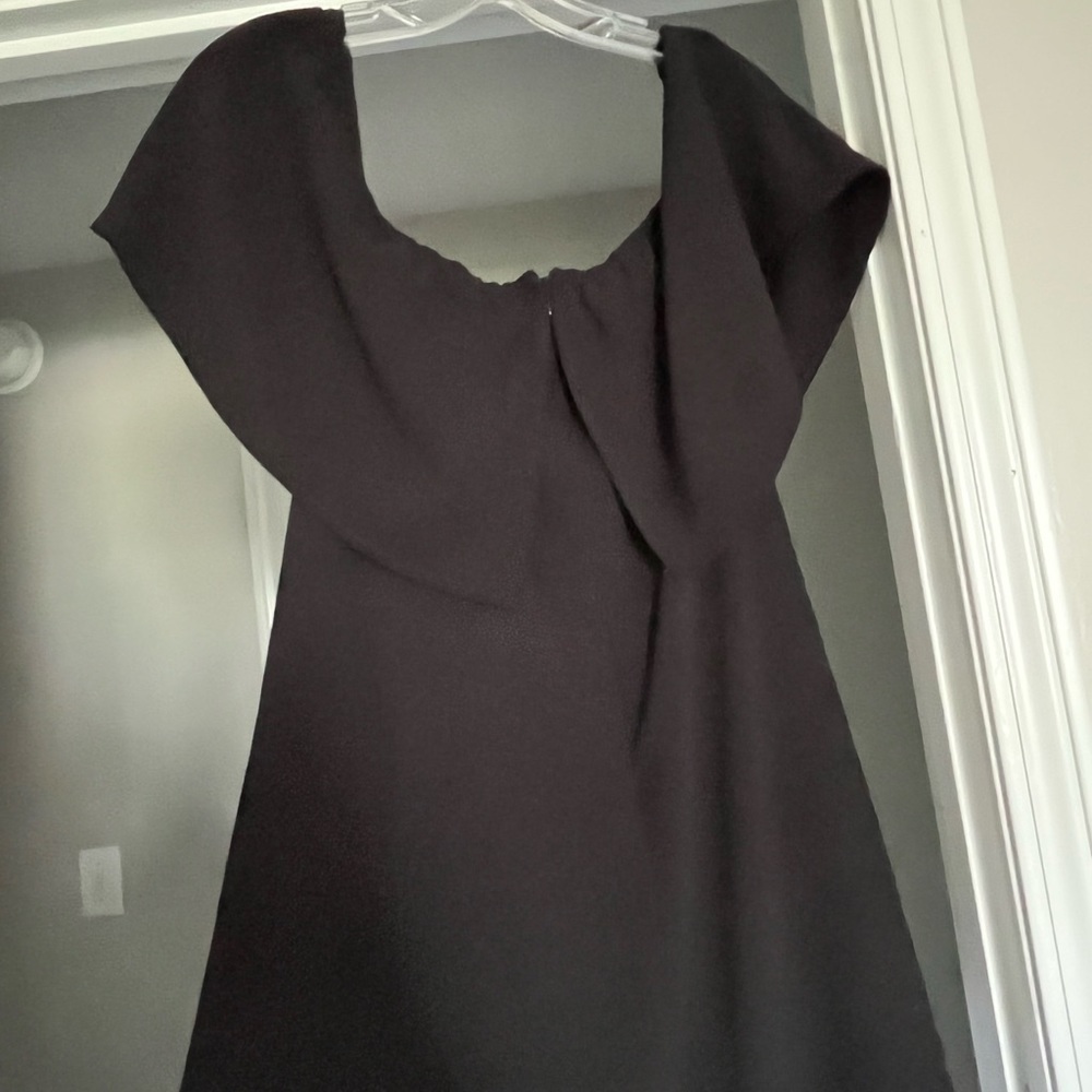 Off Shoulder Obsessed! - Picture 2 of 6